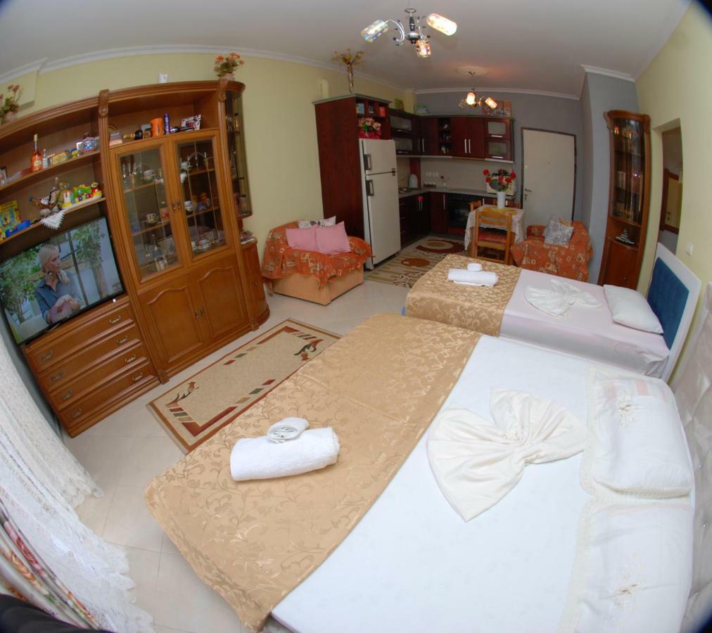 Eduart Apartments Sarande Ngoại thất bức ảnh